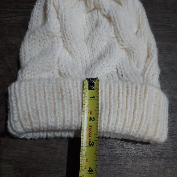 Express Fuzzy Pom Pom Beanie Cableknit Toboggan Hat  Cream New With Tags - Picture 11 of 11